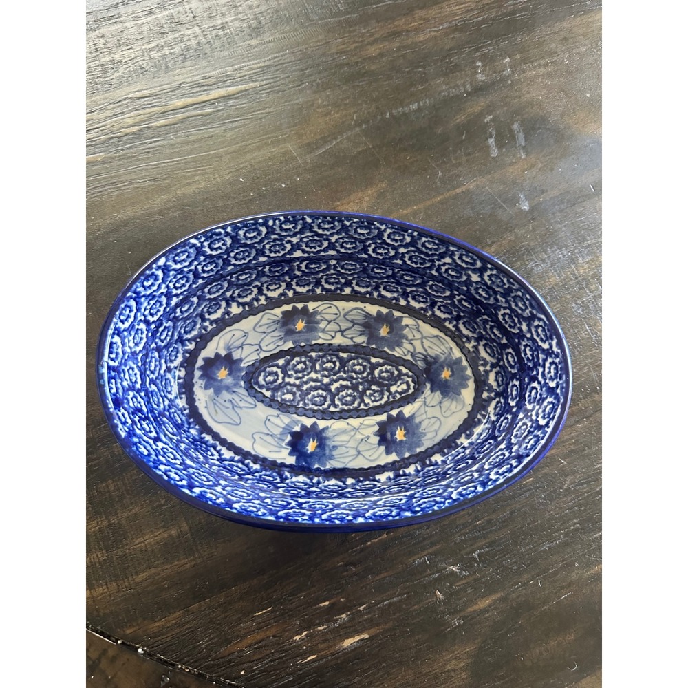 Nantucket Stoneware Blue White Floral Oval Serving Bowl Polish Pottery style EUC